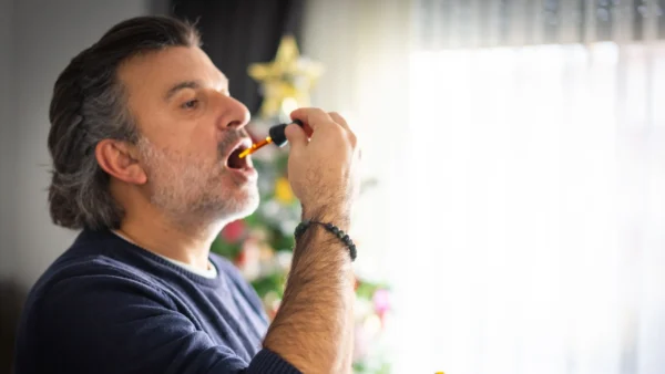 Come si usa l’olio di CBD: guida pratica tra dosi, tempi ed effetti